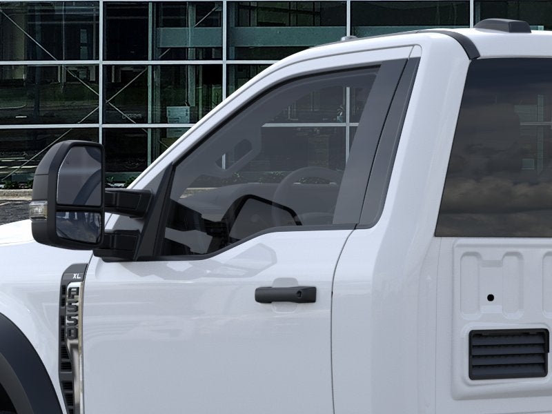2025 Ford Chassis Cab F-550® XL