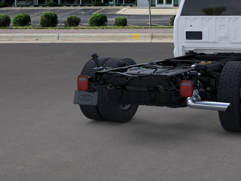 2025 Ford Chassis Cab F-550® XL
