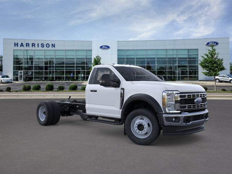 2025 Ford Chassis Cab F-550® XL