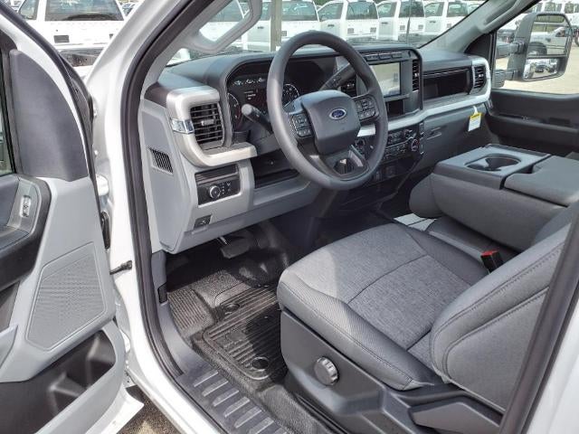 2024 Ford Chassis Cab F-600® XL