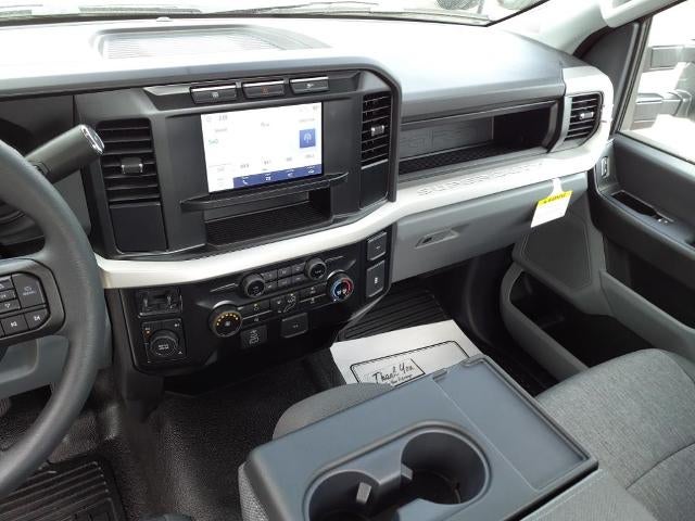 2024 Ford Chassis Cab F-600® XL