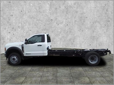 2024 Ford Chassis Cab F-600® XL