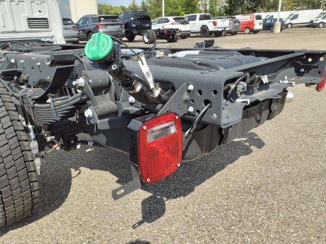 2024 Ford Chassis Cab F-550® XL