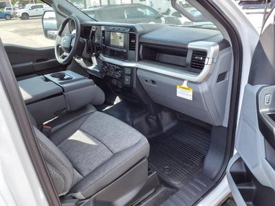 2024 Ford Chassis Cab F-550® XL