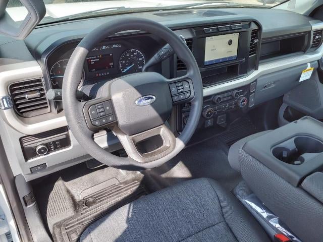 2024 Ford Chassis Cab F-550® XL