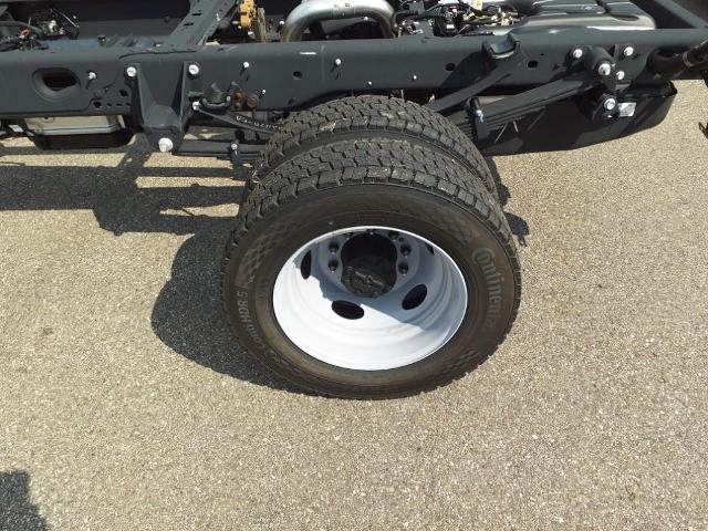 2024 Ford Chassis Cab F-550® XL
