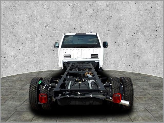 2024 Ford Chassis Cab F-550® XL