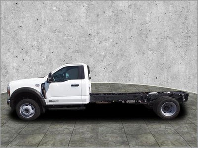 2024 Ford Chassis Cab F-550® XL