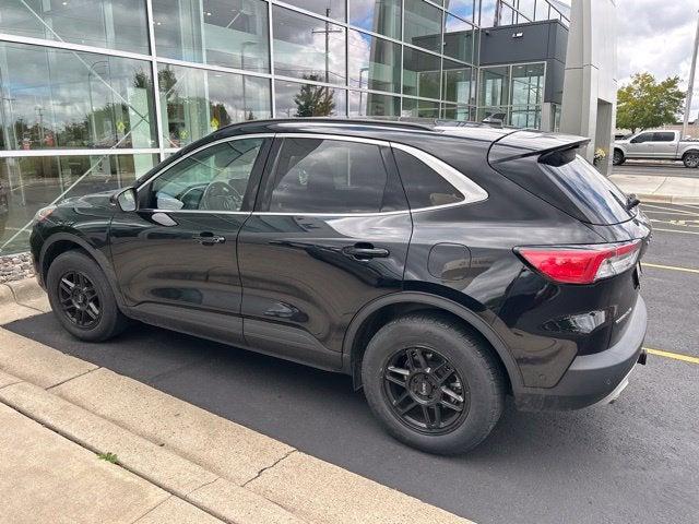 Used 2020 Ford Escape Titanium with VIN 1FMCU9J9XLUA78331 for sale in Mankato, Minnesota