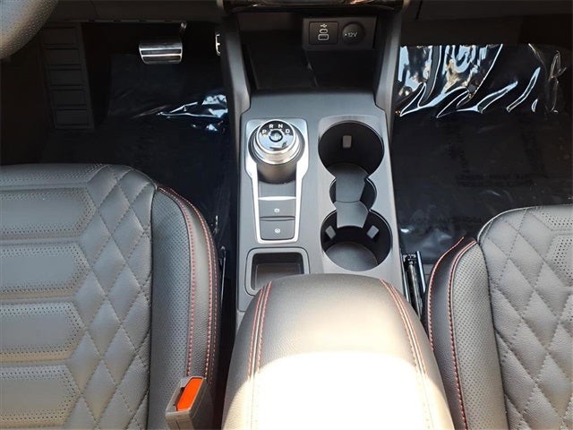 2024 Ford Escape ST-Line Elite