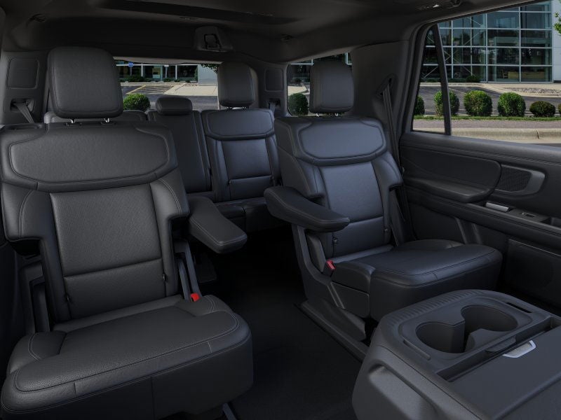 2025 Ford Expedition Platinum®