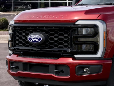 2027 Ford Super Duty F-350® XLT