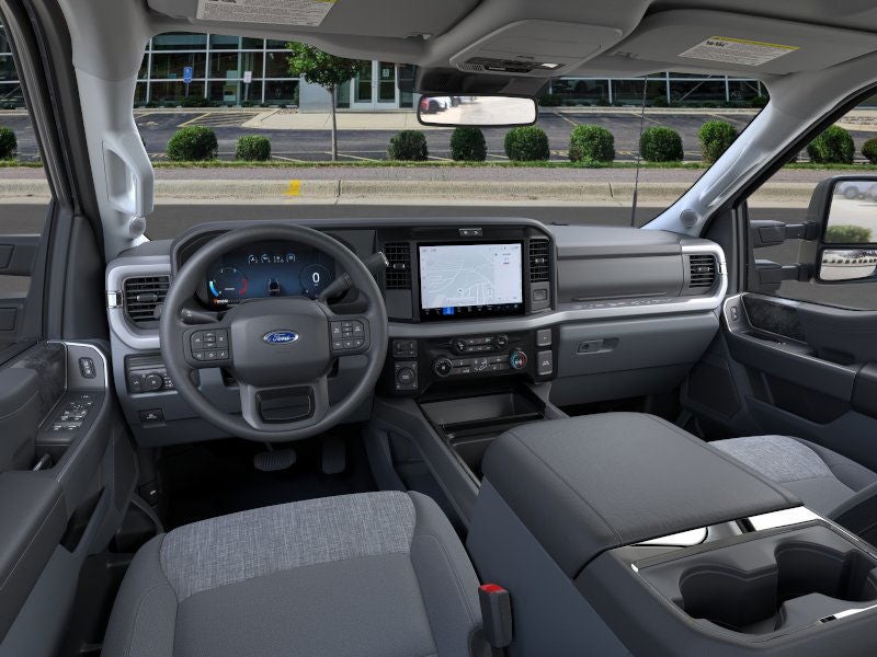 2026 Ford Super Duty F-350® XLT