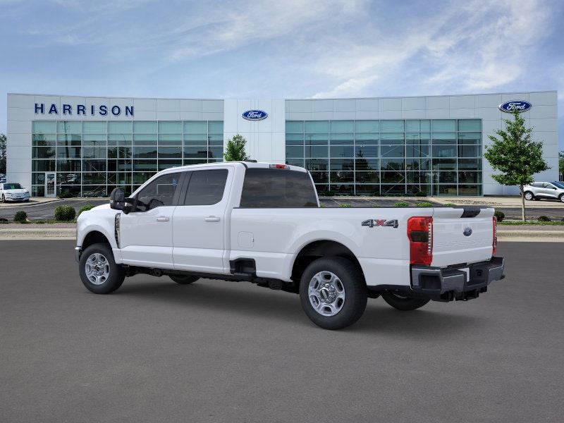 2026 Ford Super Duty F-350® XLT