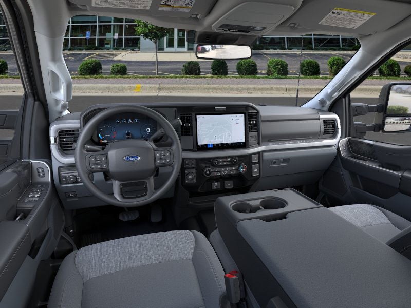 2026 Ford Super Duty F-350® XLT