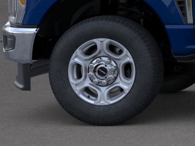 2026 Ford Super Duty F-350® XLT