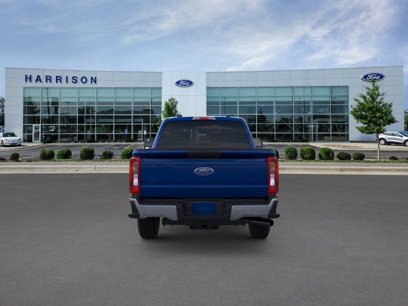 2026 Ford Super Duty F-350® XLT