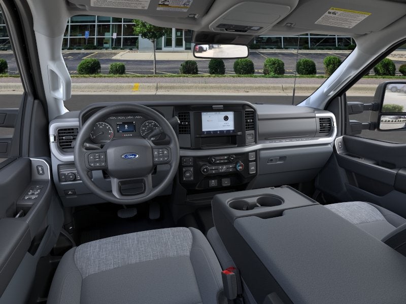 2026 Ford Super Duty F-350® XLT