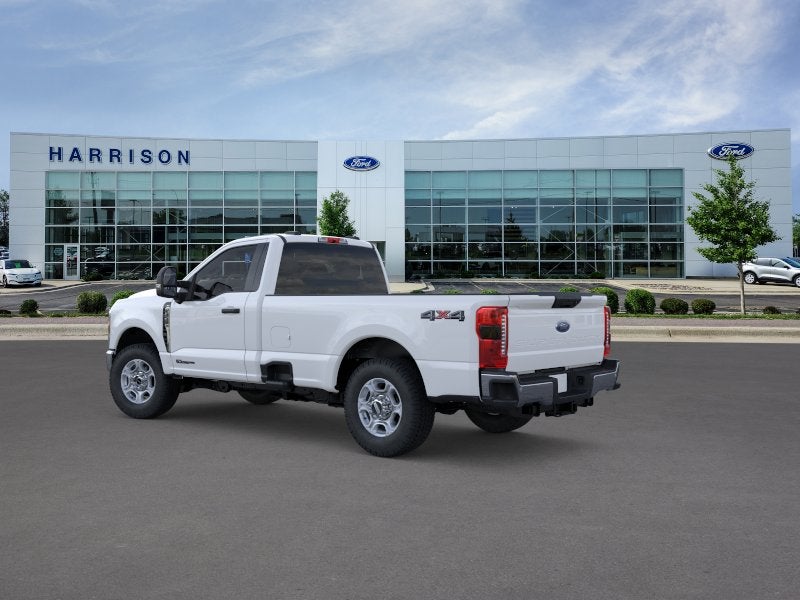 2026 Ford Super Duty F-350® XLT