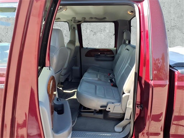 2004 Ford F-350SD Lariat DRW