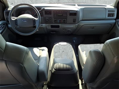 2004 Ford F-350SD Lariat DRW