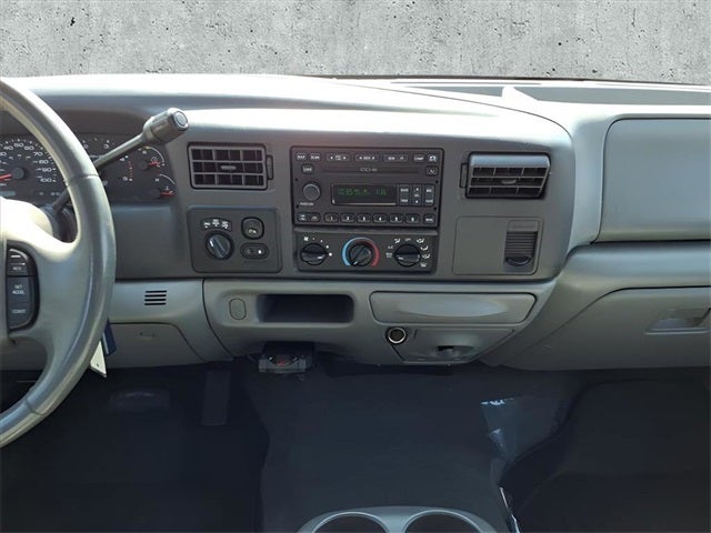 2004 Ford F-350SD Lariat DRW