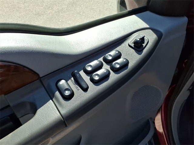 2004 Ford F-350SD Lariat DRW