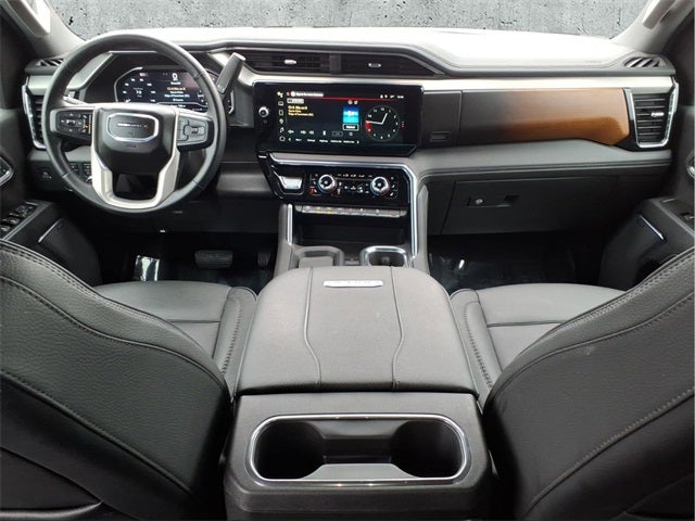 2025 GMC Sierra 3500HD Denali