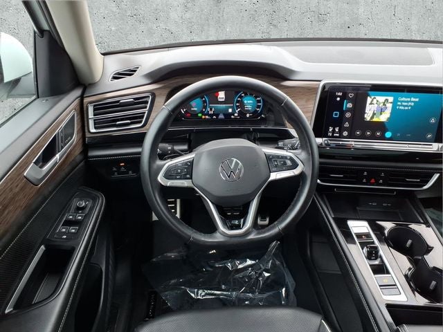 2024 Volkswagen Atlas 2.0T SEL Premium R-Line
