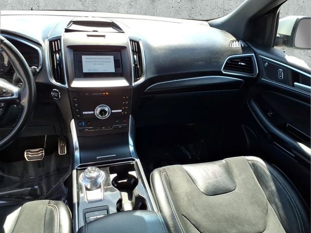 2020 Ford Edge ST