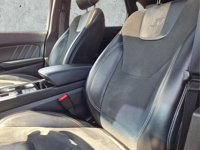 2020 Ford Edge ST