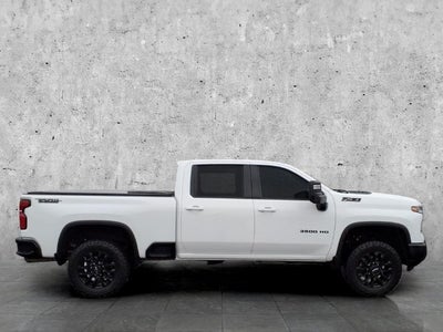 2025 Chevrolet Silverado 3500HD LTZ