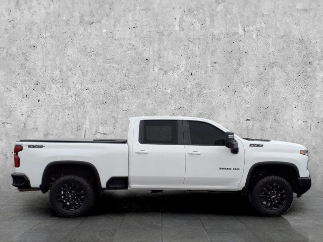 2025 Chevrolet Silverado 3500HD LTZ