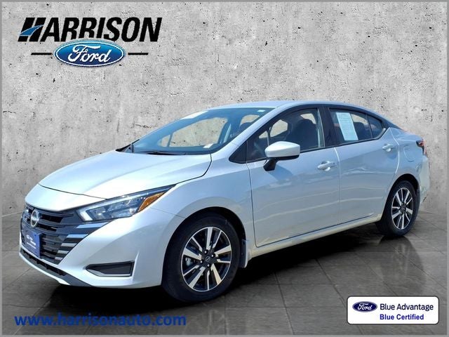 2025 Nissan Versa 1.6 SV CVT's photo