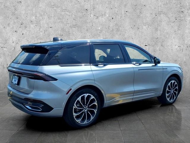 2024 Lincoln Nautilus Reserve