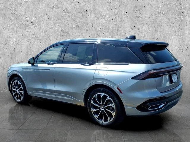 2024 Lincoln Nautilus Reserve