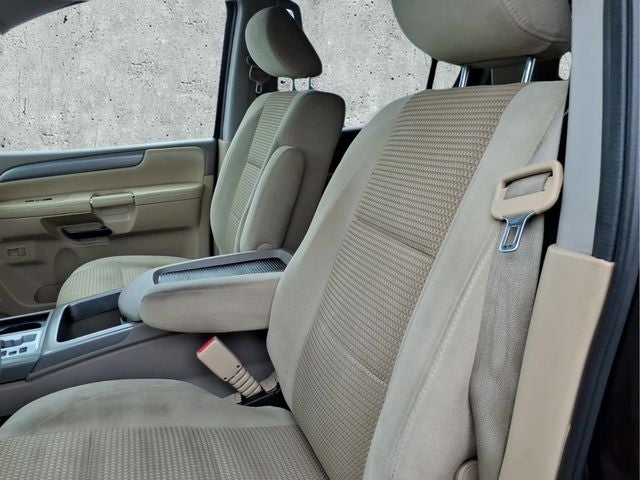 2014 Nissan Armada SV