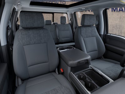 2027 Ford Super Duty F-450® XLT