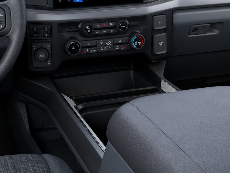 2027 Ford Super Duty F-450® XLT