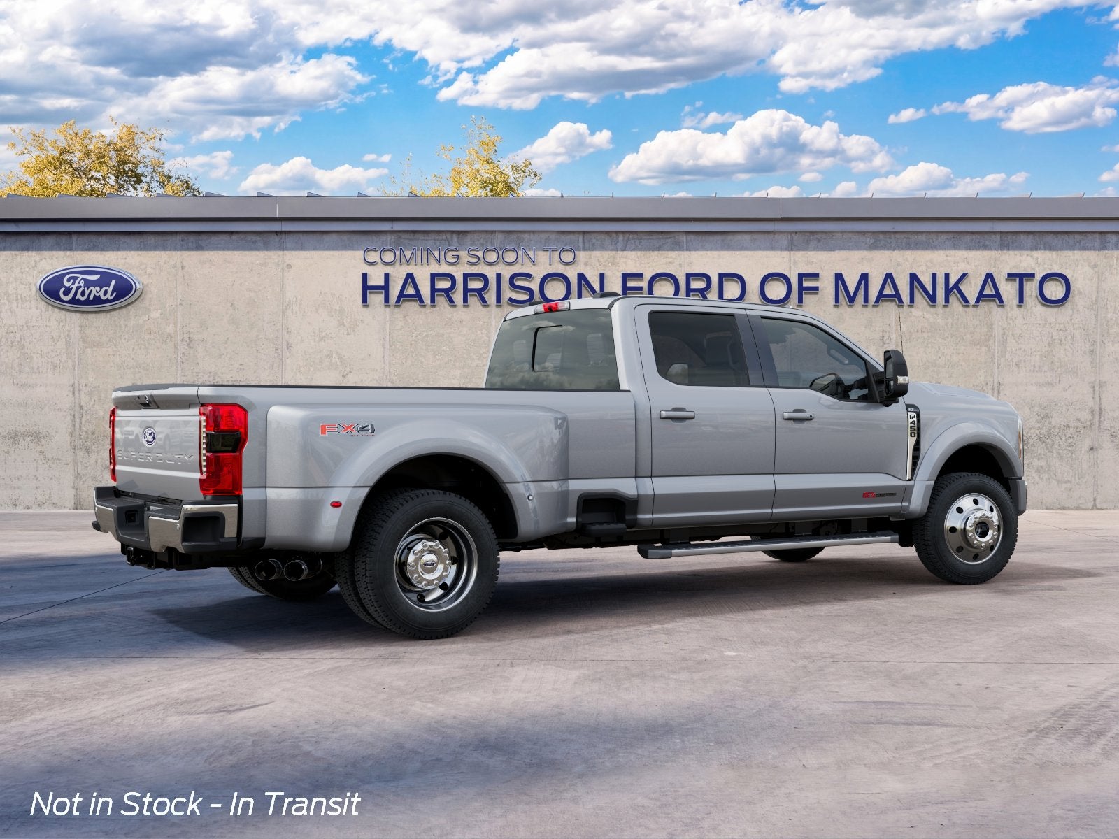 2027 Ford Super Duty F-450® XLT